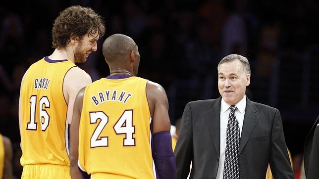 El adiós de D'Antoni abre la puerta de los Lakers a Pau Gasol