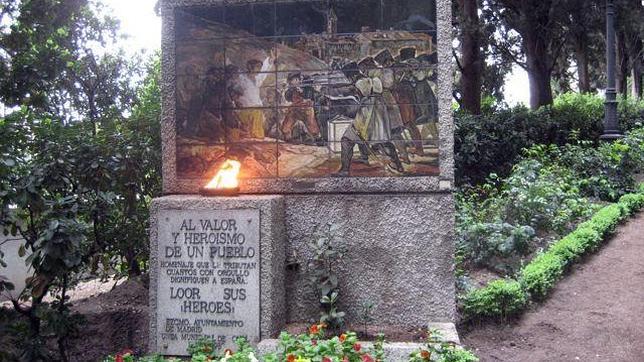 Lapida conmemorativa en el cementerio de La Florida