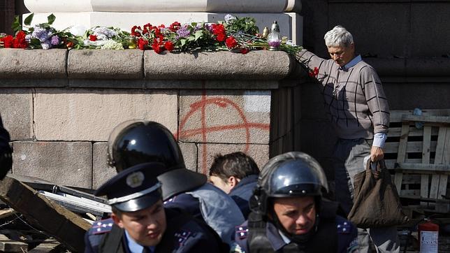 Putin acusa a Kiev de «tener las manos manchadas de sangre»
