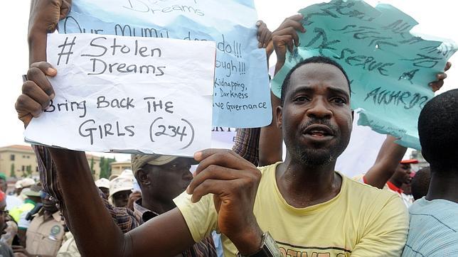Las estudiantes secuestradas por Boko Haram son violadas hasta 15 veces al día