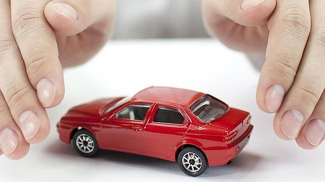 El seguro, un 50% más caro con la compañía tradicional