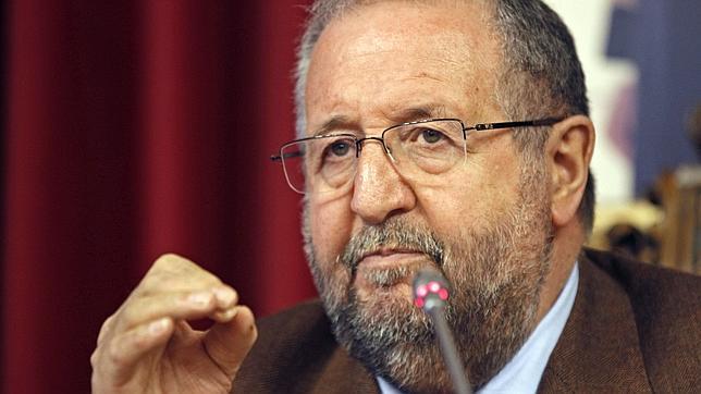 Lugo ahorraría 4 millones al año si se readjudican siete contratos irregulares