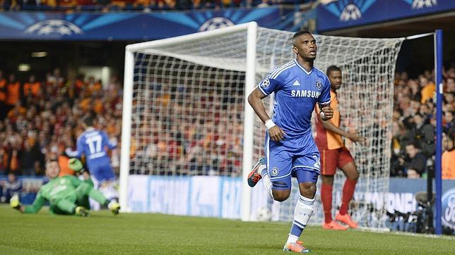 Eto'o llama «tonto» a Mourinho por cuestionar su edad