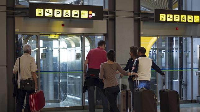 Acciona llevará electricidad a casi todos los aeropuertos por 23,5 millones de euros