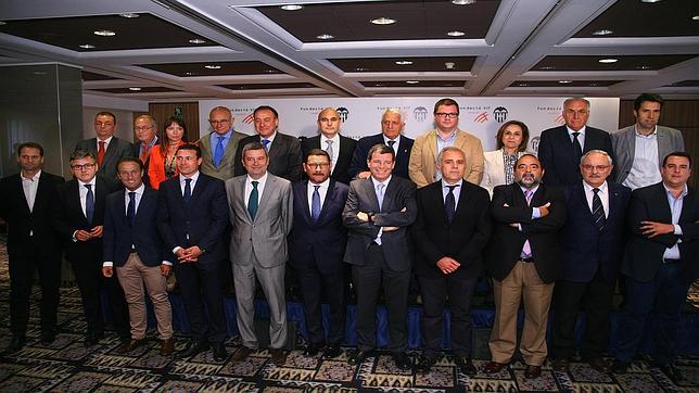 La Fundación VCF elige los 100 millones de Peter Lim para traspasar el Valencia