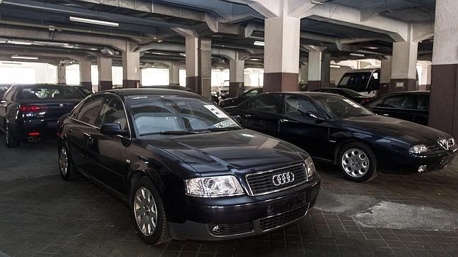 ¿Quién da más?: 71 coches oficiales del Estado a subasta