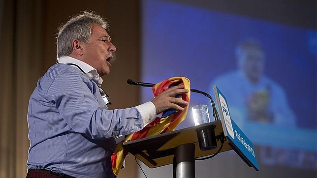 El PSPV estudia pedir un «minuto y medio de silencio» por la venta del Valencia
