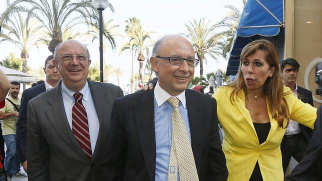 «El ministro Montoro y yo hemos pasado miedo, estábamos indefensos»