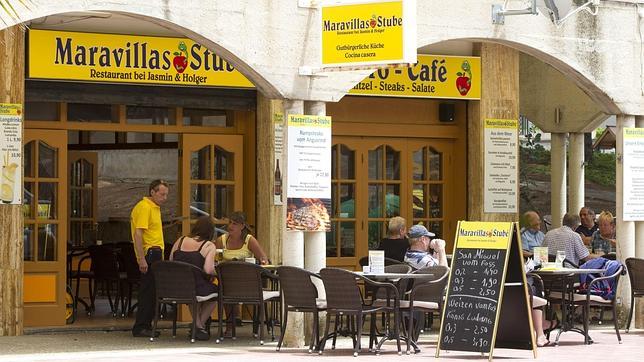 El cabecilla de los neonazis alemanes deja su escaño por un bar en Mallorca
