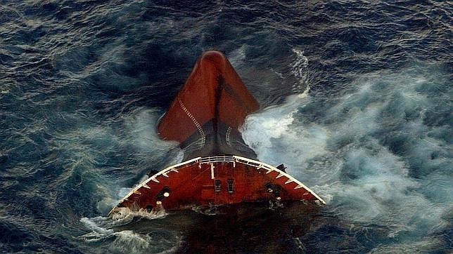 Diecisiete partes recurren la sentencia del «Prestige»