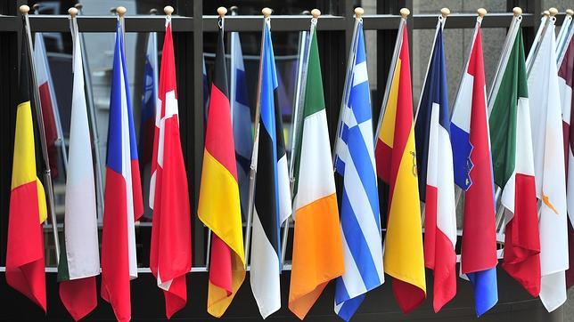 Algunas de las banderas de los miembros de la UE