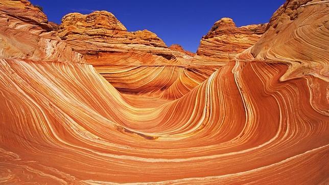 Paisaje de olas en Coyote Buttes