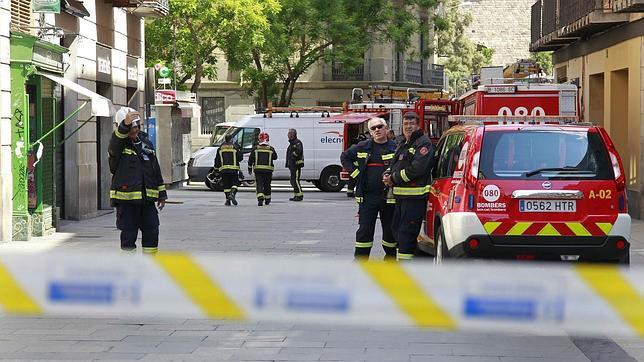 Desalojan una decena de inmuebles del centro de Barcelona por una fuga de gas