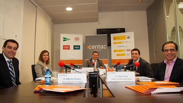 «El internet de las cosas es la tercera revolución industrial»