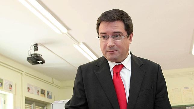 López «se borra» del hemiciclo