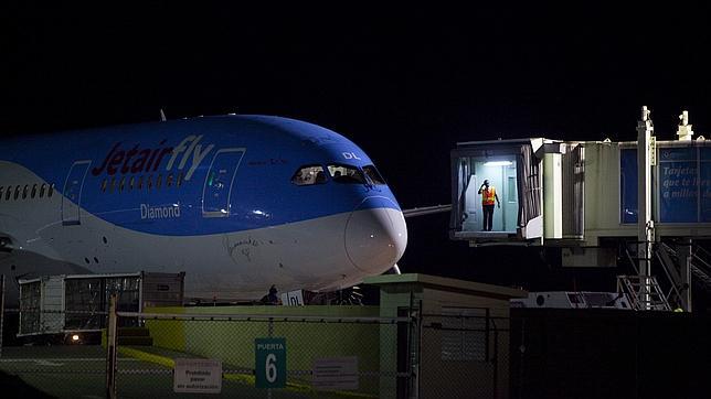 Dos detenidos por una amenaza de bomba que obligó a un avión a aterrizar en Santo Domingo