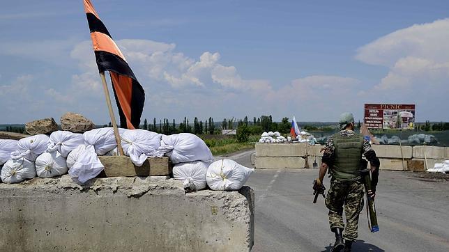 Ucrania reanuda el bombardeo del bastión prorruso de Slaviansk