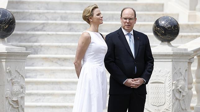 Alberto y Charlene de Mónaco serán padres al final de año