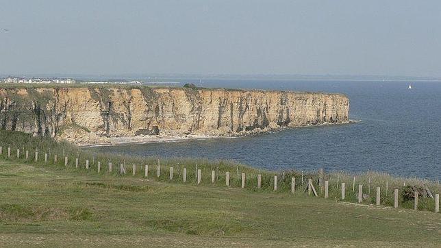 Vista general del acantilado, uno de los puntos clave del desembarco de Normandía