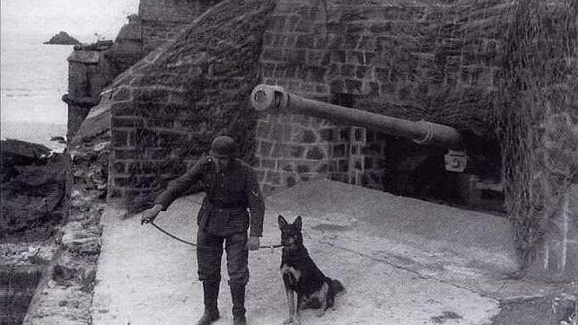 Imagen de una de las fortalezas del Muro Atlántico, en 1944
