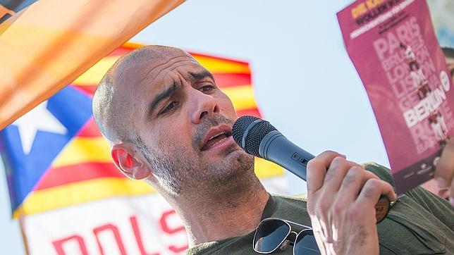 Guardiola se manifiesta en Berlín por la consulta ilegal de Cataluña