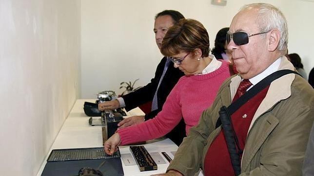 En el museo se pueden ver las antiguas máquinas de escribir en Braille