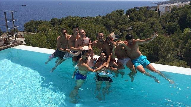 La loca despedida de soltero de Novak Djokovic en Ibiza con una peculiar invitada
