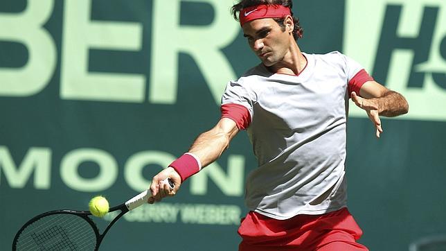 Federer cumple los pronósticos y se mete en la final de Halle