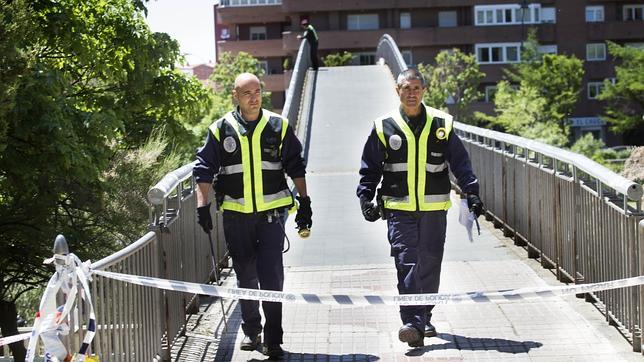 Triana: «Mamá no se te ocurra decir quién tiene el arma, que es policía local»