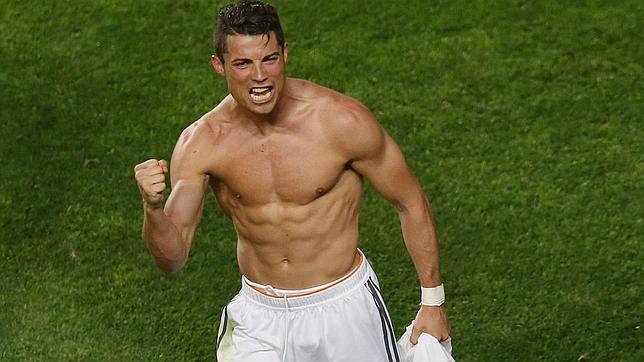 Cristiano Ronaldo, a la caza de Raúl