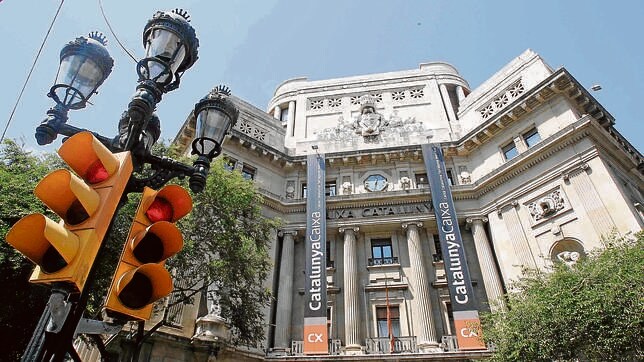 «Bancos extranjeros están interesados en Catalunya Banc»