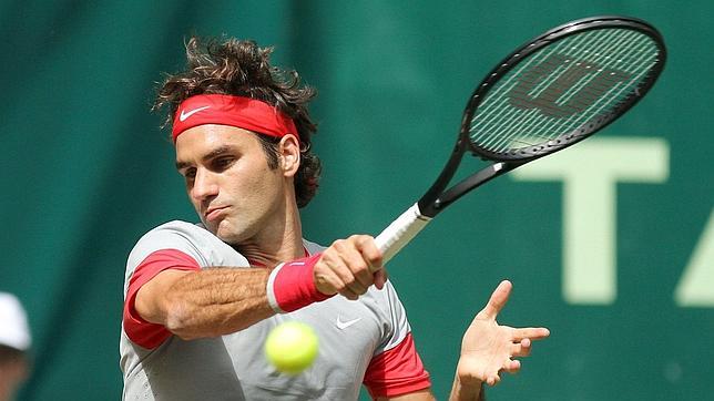 Federer gana su séptimo título en Halle