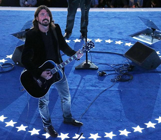 Foo Fighters dará un concierto organizado gracias al «crowdfunding» por sus fans