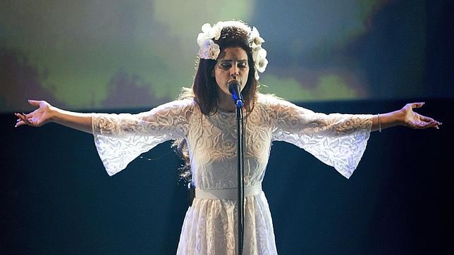 Lana del Rey: «Desearía estar muerta»