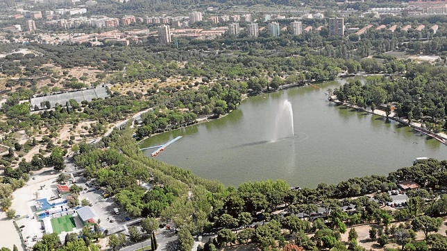 Aspecto del lago de la Casa de Campo