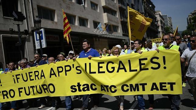 Facua pide que Uber se someta a la ley para proteger los derechos de los consumidores