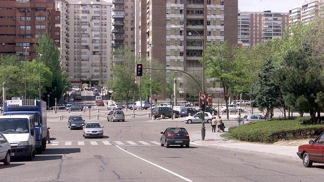 Tráfico rodado en el paseo de la Ilustración