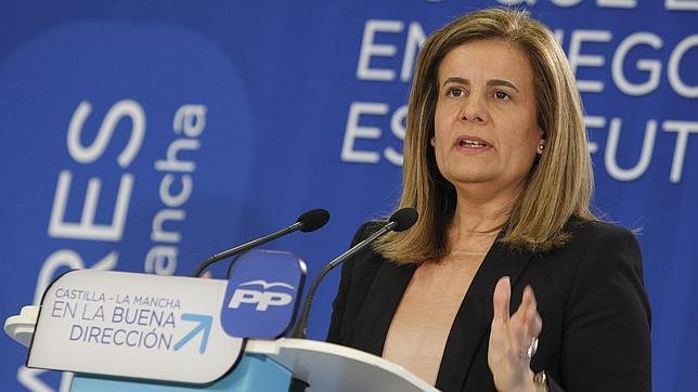 Báñez: «Con la reforma fiscal el Gobierno les devuelve a las familias su esfuerzo»