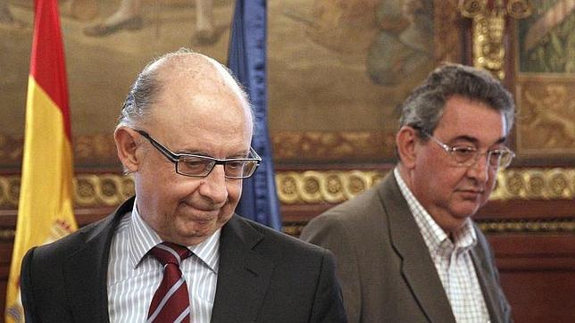 IRPF e IVA son los impuestos que más recaudan, el 72,1 % del total en 2013