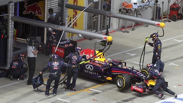 Red Bull dispara contra Renault