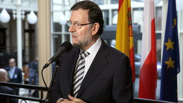 Rajoy está dispuesto a hablar con Artur Mas si renuncia al referéndum ilegal