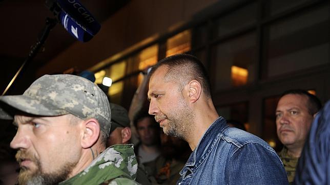 Los rebeldes prorrusos prorrogan su alto el fuego hasta el 30 de junio