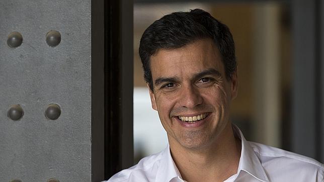 Sánchez supera en avales a Madina para liderar el PSOE