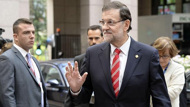 Rajoy elogia la actitud «constructiva y positiva» de Rubalcaba en temas de Estado