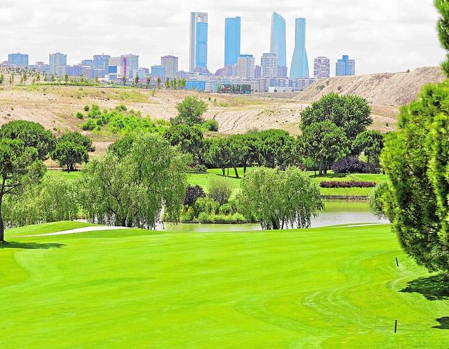 Tormenta en el club de Golf de La Moraleja: dimite todo el Consejo