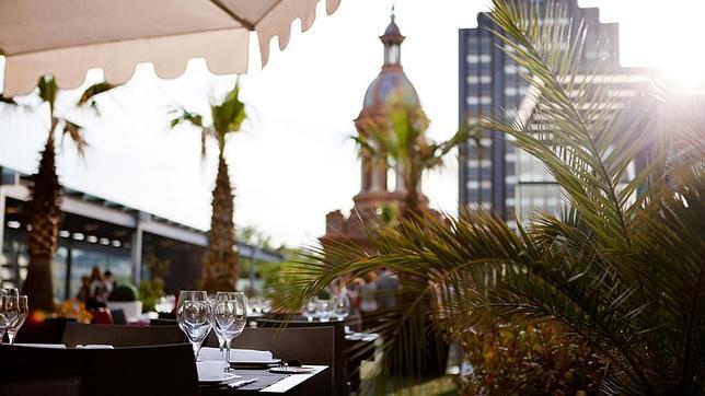La terraza con vistas a cúpula del centro comercial ABC-Serrano