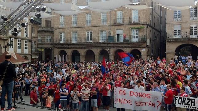 La lenta agonía del Orense hacia la desaparición
