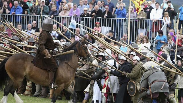 El líder secesionista, Alex Salmond, aparca la leyenda de «Braveheart»