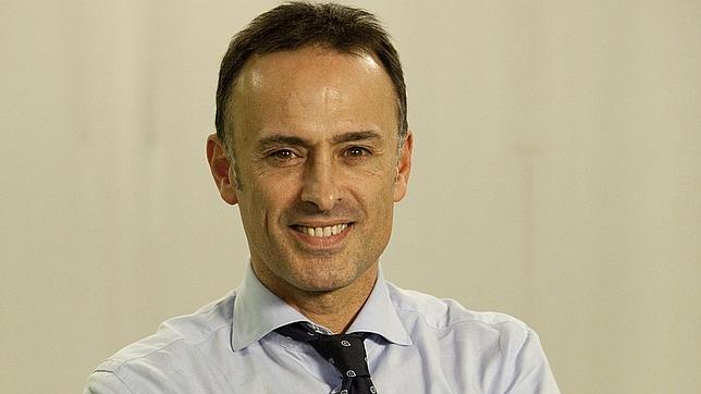 Luis Ventoso gana el Premio Julio Camba de Periodismo