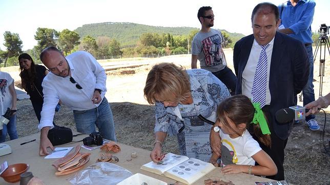 Cómo ser arqueólogo por un día en la ciudad romana de Complutum